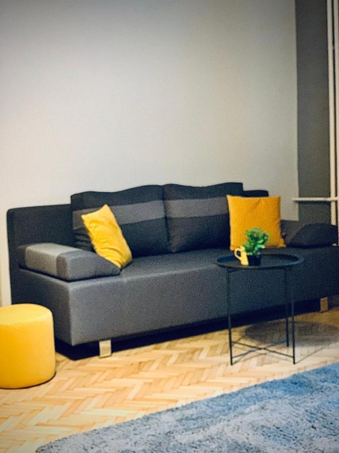 Hostel Sova Novi Sad Eksteriør billede